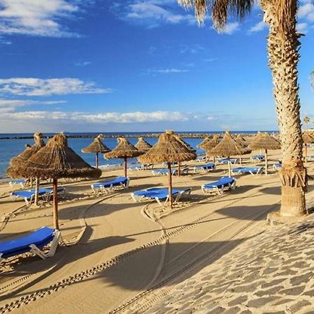 Sea Breeze In Playa De Las Americas With Parking Exterior photo