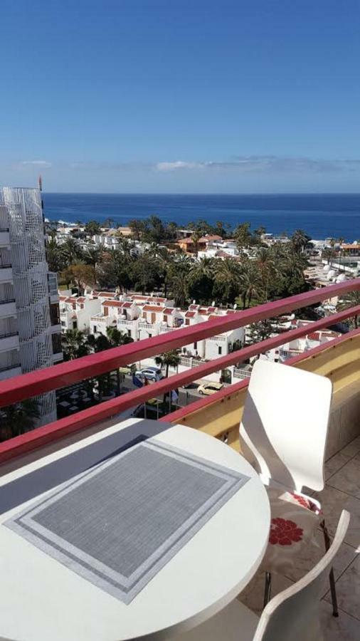 Sea Breeze In Playa De Las Americas With Parking Exterior photo