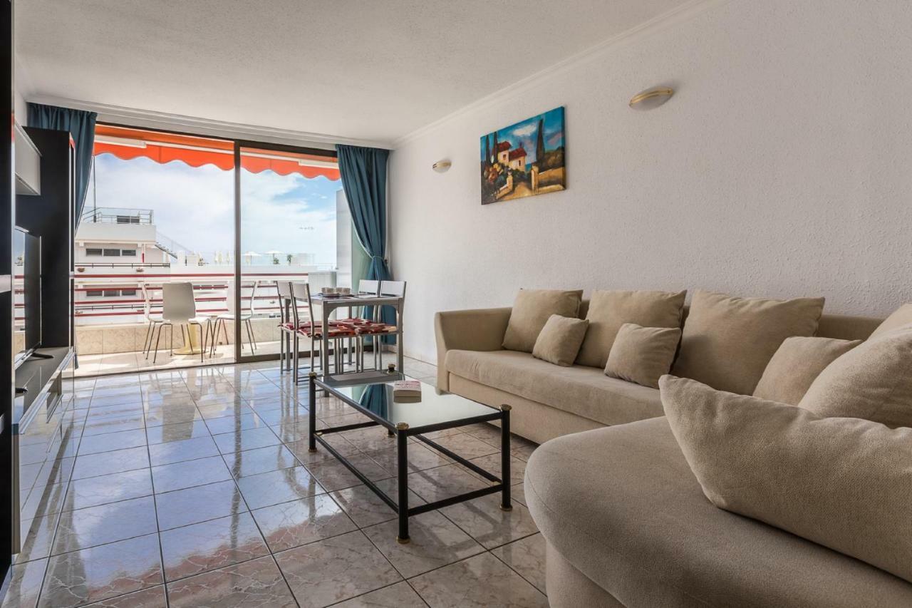 Sea Breeze In Playa De Las Americas With Parking Exterior photo