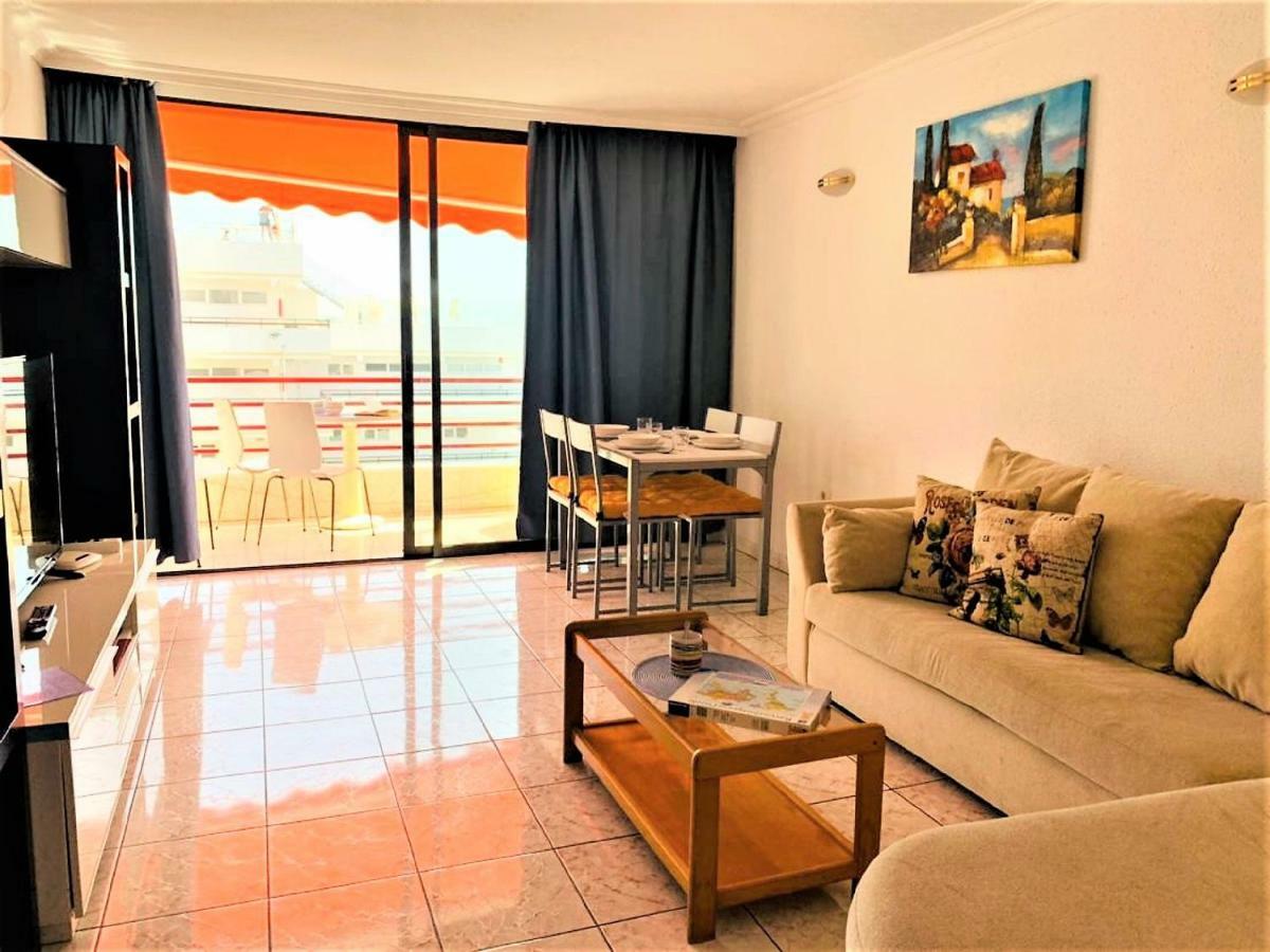 Sea Breeze In Playa De Las Americas With Parking Exterior photo